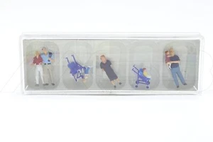 Preiser 10494  Eltern mit Kindern, Kinderwagen H0 Neu - Bild 1 von 2