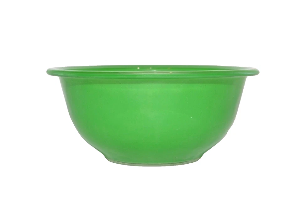 322 PYREX CORNING 30 Solid Green - Rare - Good Vintage condition - Image 1 of 4