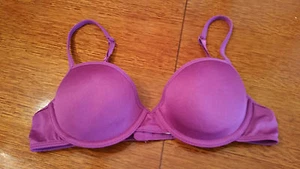 NEW Womens No Boundaries Underwire Bra Lightly Padded Purple W/Red Lining 34B - Picture 1 of 3