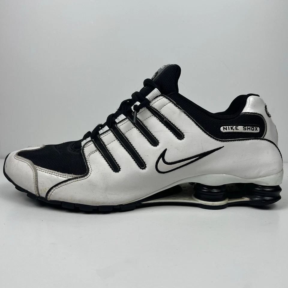 Nike Shox NZ Shoes Mens 13 White Black Menta Running Trail 2011 Leather Sneaker - Image 1 of 4