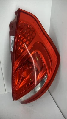 Feu arriere principal droit (feux) FORD FIESTA 6 PHASE 1 1709552 - Photo 1/4