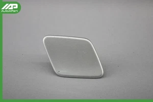 ✅ 08-13 BMW E82 E88 Front Right Side Bumper Headlight Washer Nozzle Cover OEM - Bild 1 von 9