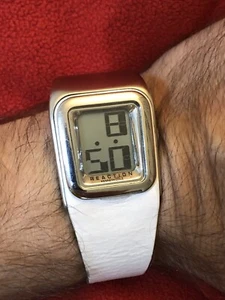 KENNETH COLE REACTION Digital QUART WATCH F299-03 RK5038 RARE - Picture 1 of 13