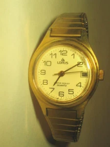 Lorus Watch Women 23mm Gold Tone Date V242-0010 Stretch 6" Band New Battery - Picture 1 of 3