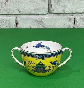 Taza de té de colección rara de madera de cuña pintada a mano hueso chino pavo real 4 oz - Imagen 1 de 9