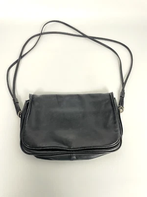 Vintage Bass Leather Handbag Women Black Lined Pockets Zipper Crossbody Bag - Image 1 of 4