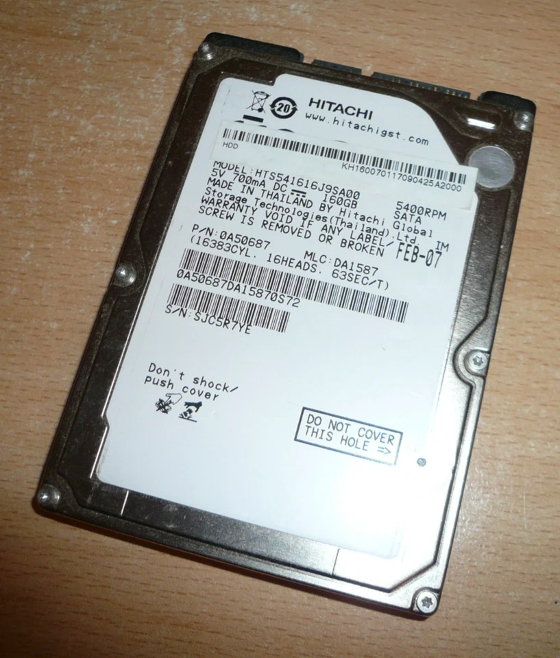 Disque dur 2,5" Hitachi HTS541616J9SA00 160Go SATA - Photo 1/1