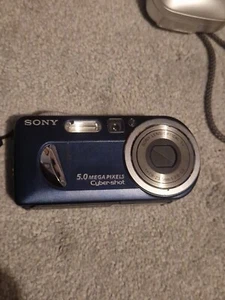 Sony Cyber Shot Digital Still Camera DSC P12. Fair Condition WITH CASE - Picture 1 of 2