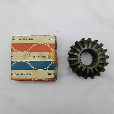 38423-73000 Gear Side Differential Fits For Datsun 720 NOS Genuine - Image 1 of 4