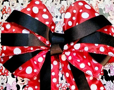 Minnie Mouse Gift Wrap Set, Wrapping Paper And Ribbon, see description 12.5sqft - Image 1 of 2