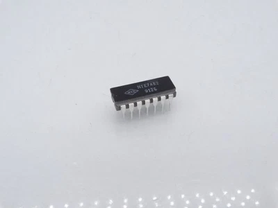 NTE NTE7482 INTEGRATED CIRCUIT - Image 1 of 3