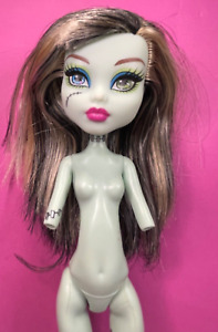 monster high frankie stein picnic casket NO ARMS or CLOTHES vgc makeup
