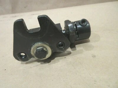 Ferrari 348, Mondial t, Gear Lever Translater Assy - P/N 148077 - Изображение 1 из 4