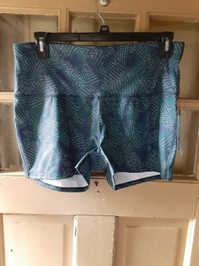 MTA Sport Woman's Active Wear Shorts Size XL NEW WITH TAGS - Picture 1 of 2