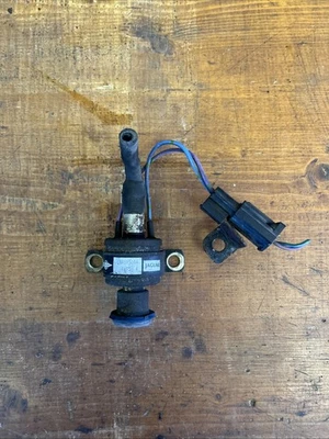 Valvola scarico aria aspirazione Jaguar Daimler XJ X300 per cruise control LNA1950AA - Immagine 1 di 3