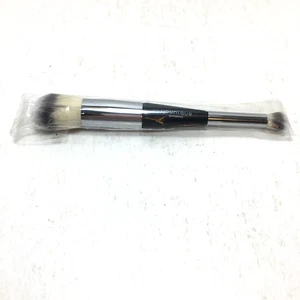 Younique - Puder / Concealer Pinsel - Neu - Bild 1 von 6