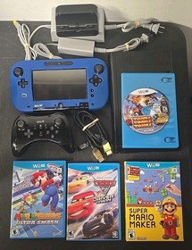 Nintendo Wii U 32GB Black Deluxe Console & Gamepad w/Pro Controller + Games