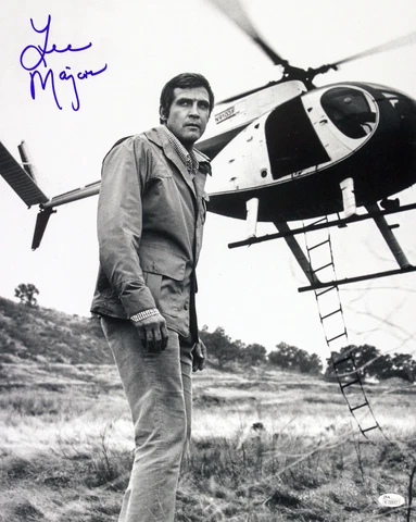 1974-1978 Lee Majors Six Million Dollar Man Signed LE 16x20 B&W Photo (JSA) Cover
