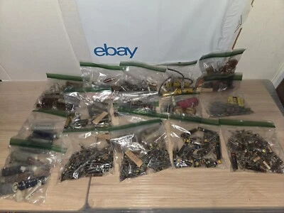 Lote Mixto De Resistencias Abejorro De Colección, Condensador Amplificador Astron, Cera Herida De Alambre  Foto 1 de 4