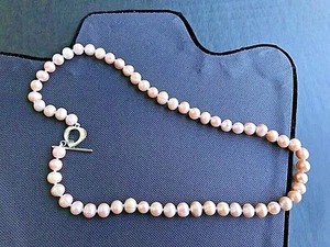 Pink Pearl Necklace Knotted Freshwater Cultured 18” W/SilverTone Heart Clasp NEW - Picture 1 of 12