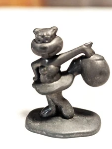 SPONGEBOB MONOPOLY Replacement Part - SANDY CHEEKS SQUIRREL MOVER TOKEN - Picture 1 of 1
