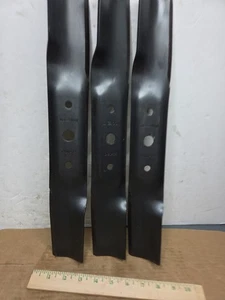 Qty: 3 GX20434 John Deere High Lift Bagging Blade GX20434 145 155 C L 120 130 - Picture 1 of 3