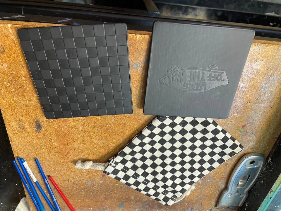 VANS Shoes Family 2 Coasters Faux Leather/ Checkerboard Black White Set Bag