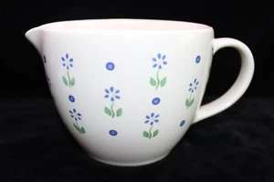 Pfaltzgraff Cloverhill Floral Blue Daisy Dots Batter Bowl Spout Handle 6 " USA - Picture 1 of 6