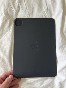 Apple iPad Pro (M4) 11 inch Smart Folio Case (Black) - Bild 1 von 4
