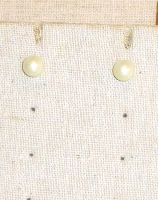 Stella & Dot Pretty Pearl Studs - New! - Photo 1/3