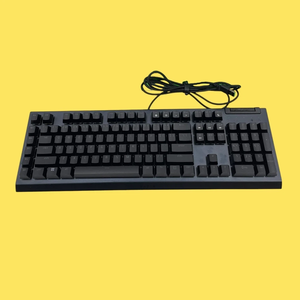 FOR PARTS Razer Blackwidow V4 X Keyboard Yellow Switch RZ03-0470 #4486 z43b19 - Image 1 of 4