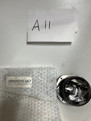 1 x HELLA 1N0 009 295-067 Fog Lights for EXTERIOR 821-HSW039 - Image 1 of 2