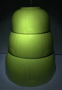 VTG 1940s Hall Radiance 3 Nesting Bowl Set - Ivory URANIUM GLAZE - Picture 1 of 7