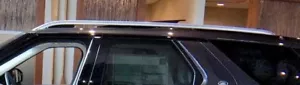 Land Rover OEM Silver Roof Rails With Finishers All New Discovery 2017+ L462 New - Picture 1 of 1