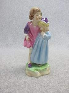Early Mark  Perfect ROYAL WORCESTER  BABES In The WOODS  #3302    6.5" figurine - Picture 1 of 4