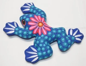 Frog Toad Clay Figurine Wall Art Decor Handmade Guerrero Mexico 5.5" F28 - Picture 1 of 2