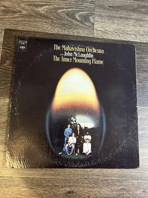 Mahavishnu Orchestra-The Inner Mounting Flame 1971 KC-31067 Vinyl 12'' Foto 1 de 4