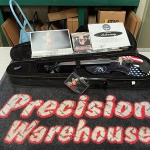 Charlie Daniels Autographed American Flag Fiddle. Autographed Photo & CD - Picture 1 of 18