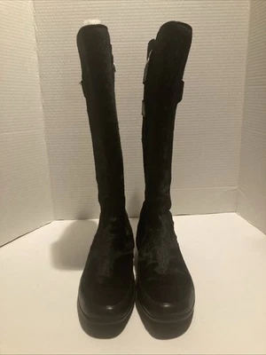 Botas Bally Amelia pelo de pony hasta la rodilla gancho y lazo talla US 9M EU 39 1/2 E negras Foto 1 de 4