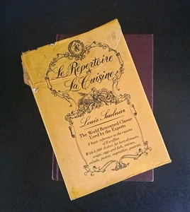 Le Repertoire De La Cuisine Standard Edition 17th Edition Hardback Vintage 1982 - Picture 1 of 3