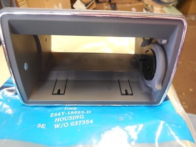 Nuevo de Lote Antiguo 1986 1987 Mercury Sable Dash Vent Gris Derecha E64Y-19623-D Foto 1 de 3