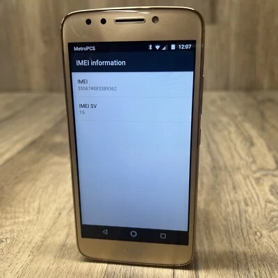 Smartphone Android Motorola Moto E4 16GB Metro PCS - Imagem 1 de 4