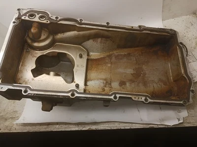 1999-2003 Chevy Silverado 1500 2500 Tahoe Engine Oil Pan OEM - Image 1 of 4