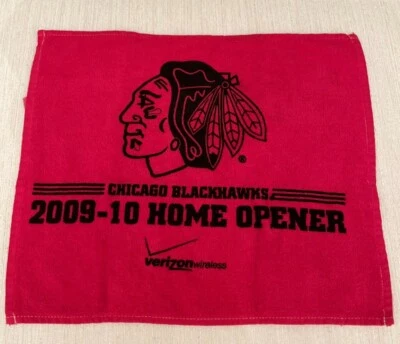 Toalha de rally vermelha para abertura de casa NHL Chicago Blackhawks 2009-2010  - Imagem 1 de 3
