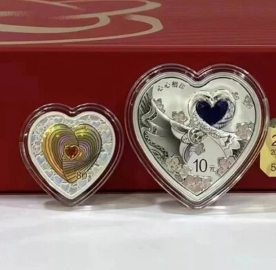 Moneda de oro y plata afinidad corazón cultura auspiciosa cultura 80+10 años China 2024 bimetálica Foto 1 de 2