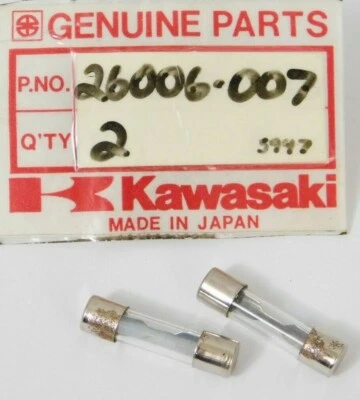 2 NOS 73-79 Kawasaki предохранитель 15A усилитель F11 KE KH KS F11M KE250 KE175 KE125 OEM детали - Изображение 1 из 3
