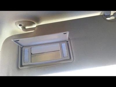 Driver Left Sun Visor With Illumination Fits 13-18 DODGE 2500 PICKUP 26366982 Foto 1 de 4