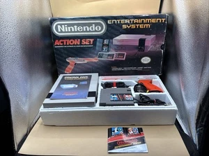 Nintendo NES Action Set CIB Complete In Box In Great Condition COMPLETE - Imagen 1 de 20