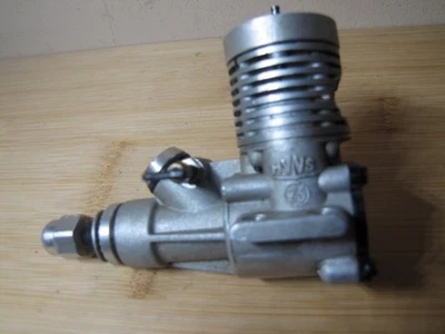 Vintage MVVS 25 glow model  Aero engine - Image 1 of 4