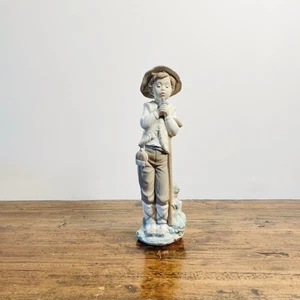 Superb Nao Lladró Porcelain Statuette – Boy with Bird – 28 cm - Picture 1 of 12